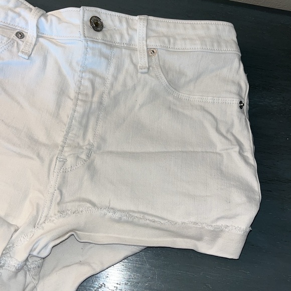 Abercrombie & Fitch Simone High-Rise White Denim Shorts sz 27 /4 EUC - Picture 4 of 10